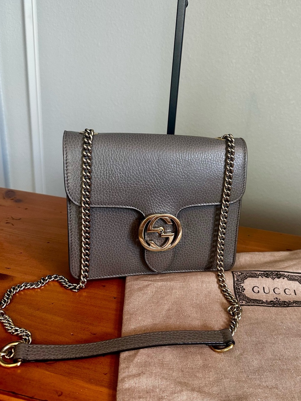 Gucci Small Gray GG Interlocking Bag in Gray Pebbled Leather, Gold Chain